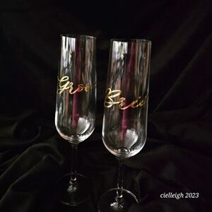 Bride and Groom Champagne flutes
